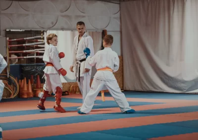 bērnu karate nodarbības